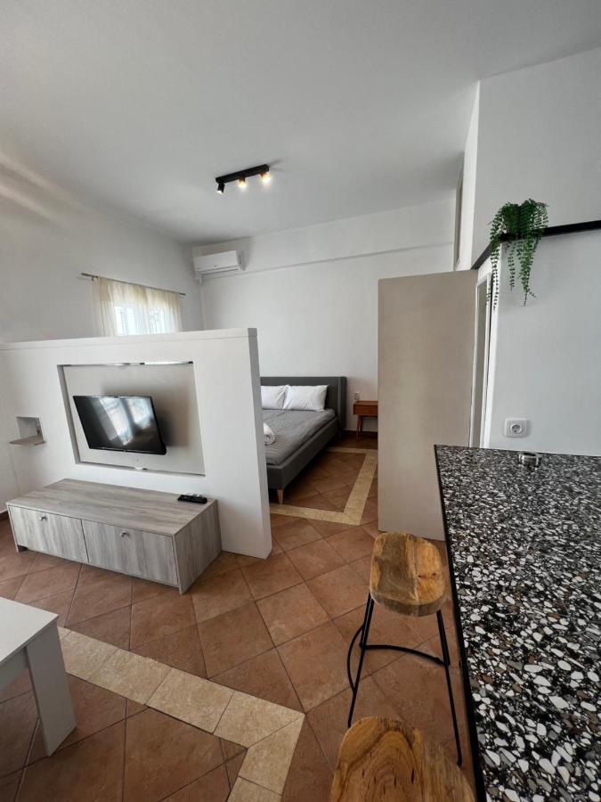 Seaside Apartment *